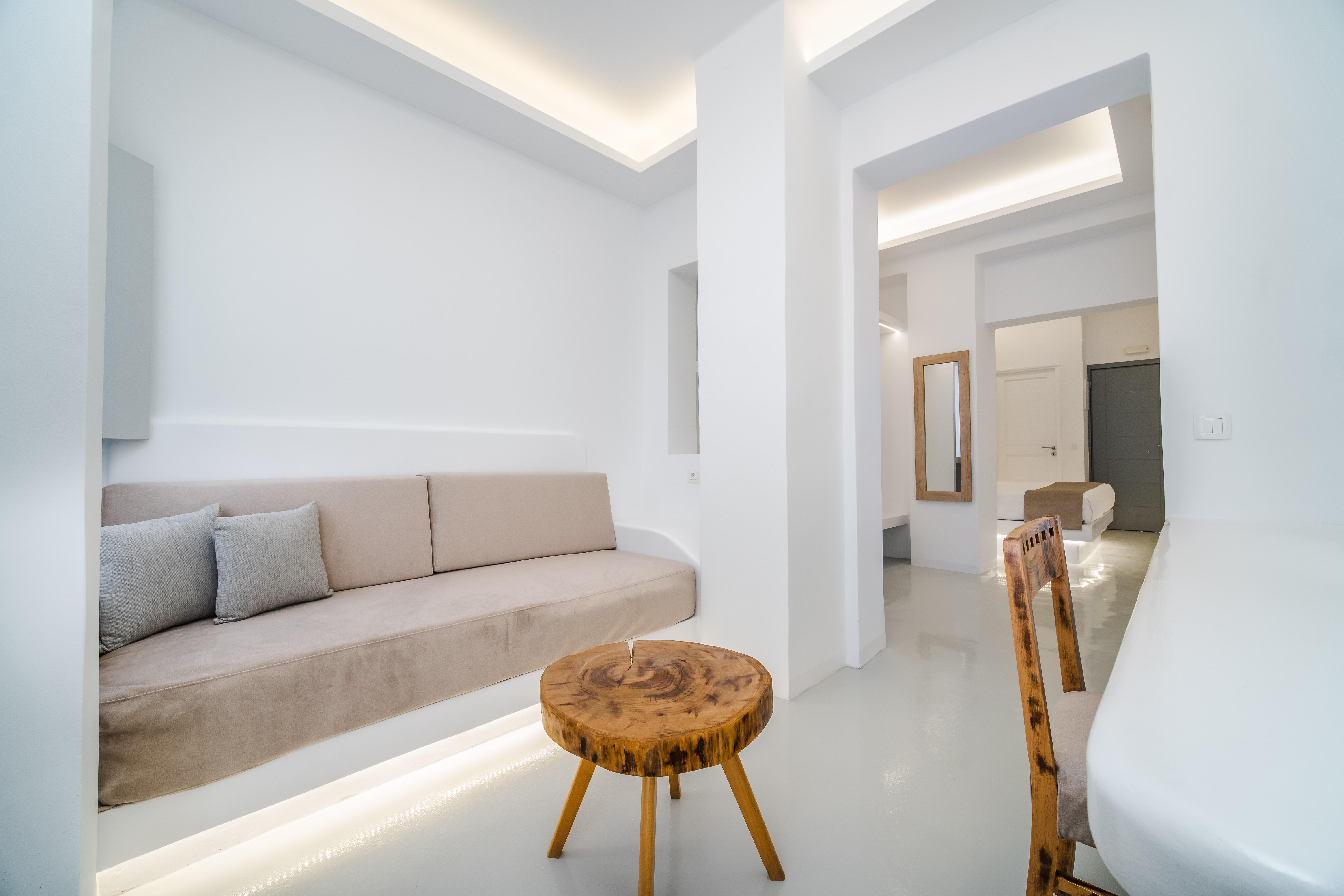 Serenita Luxury Suites Akrotiri  Exterior photo