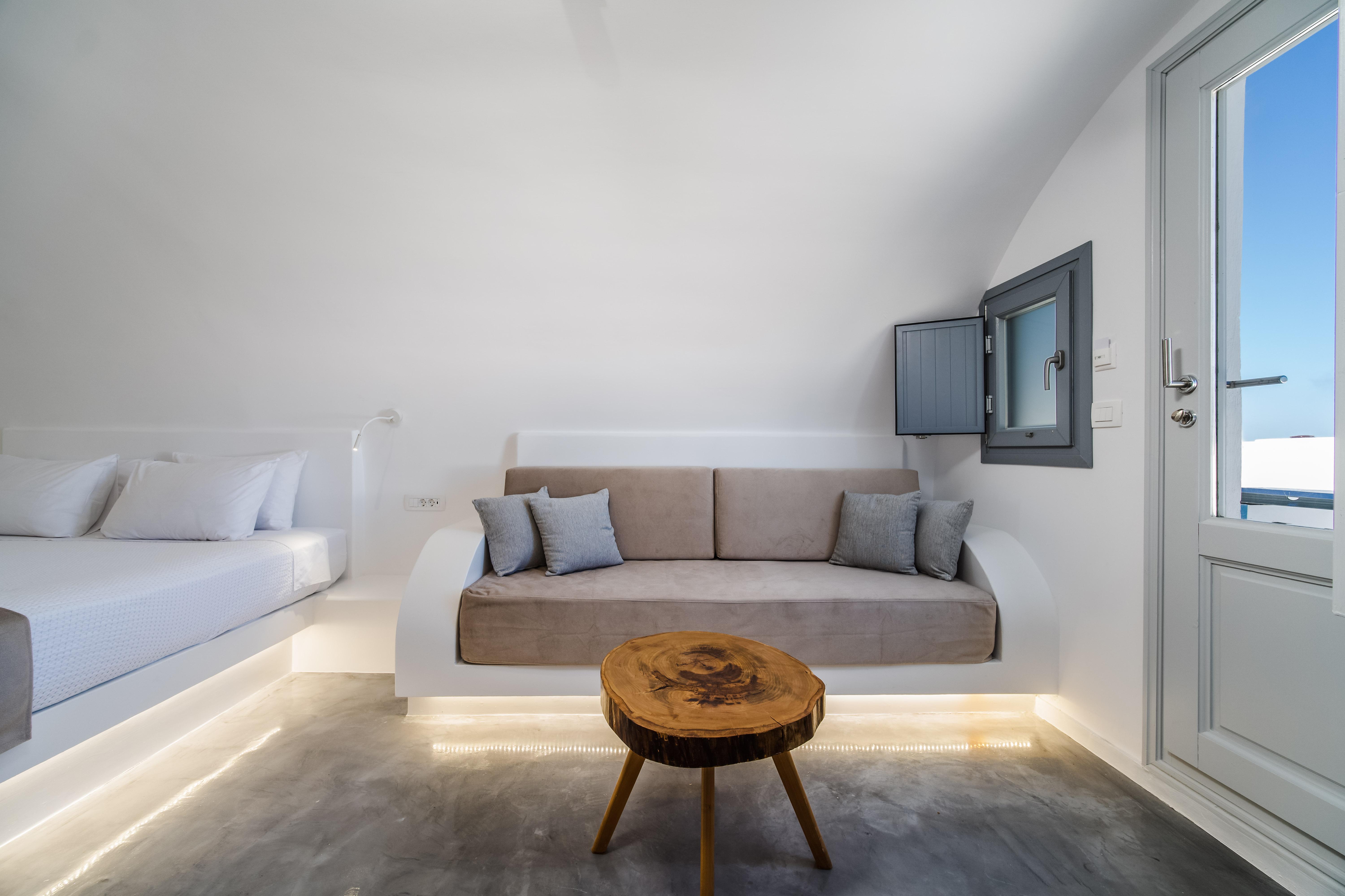 Serenita Luxury Suites Akrotiri  Exterior photo