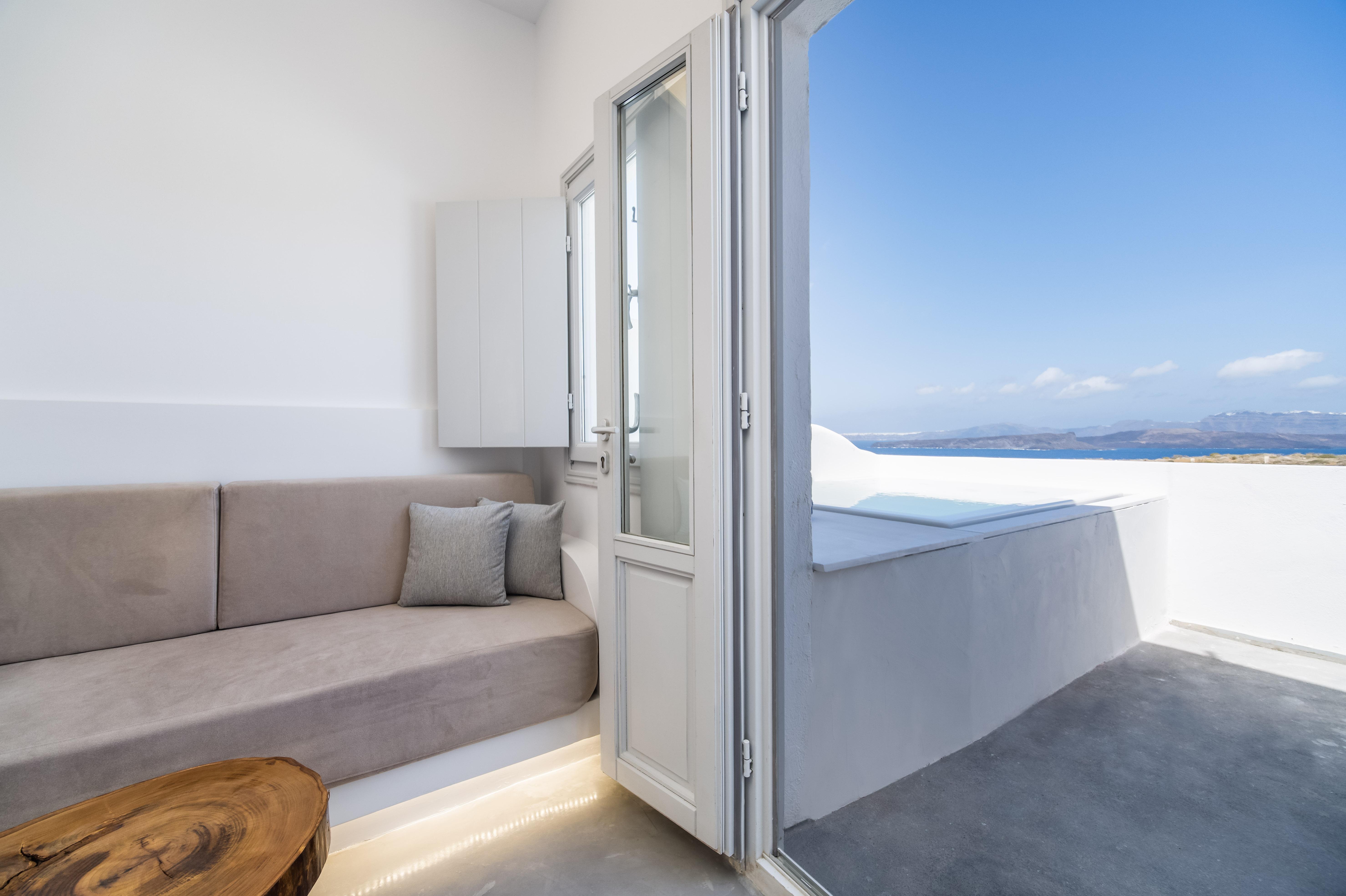 Serenita Luxury Suites Akrotiri  Exterior photo
